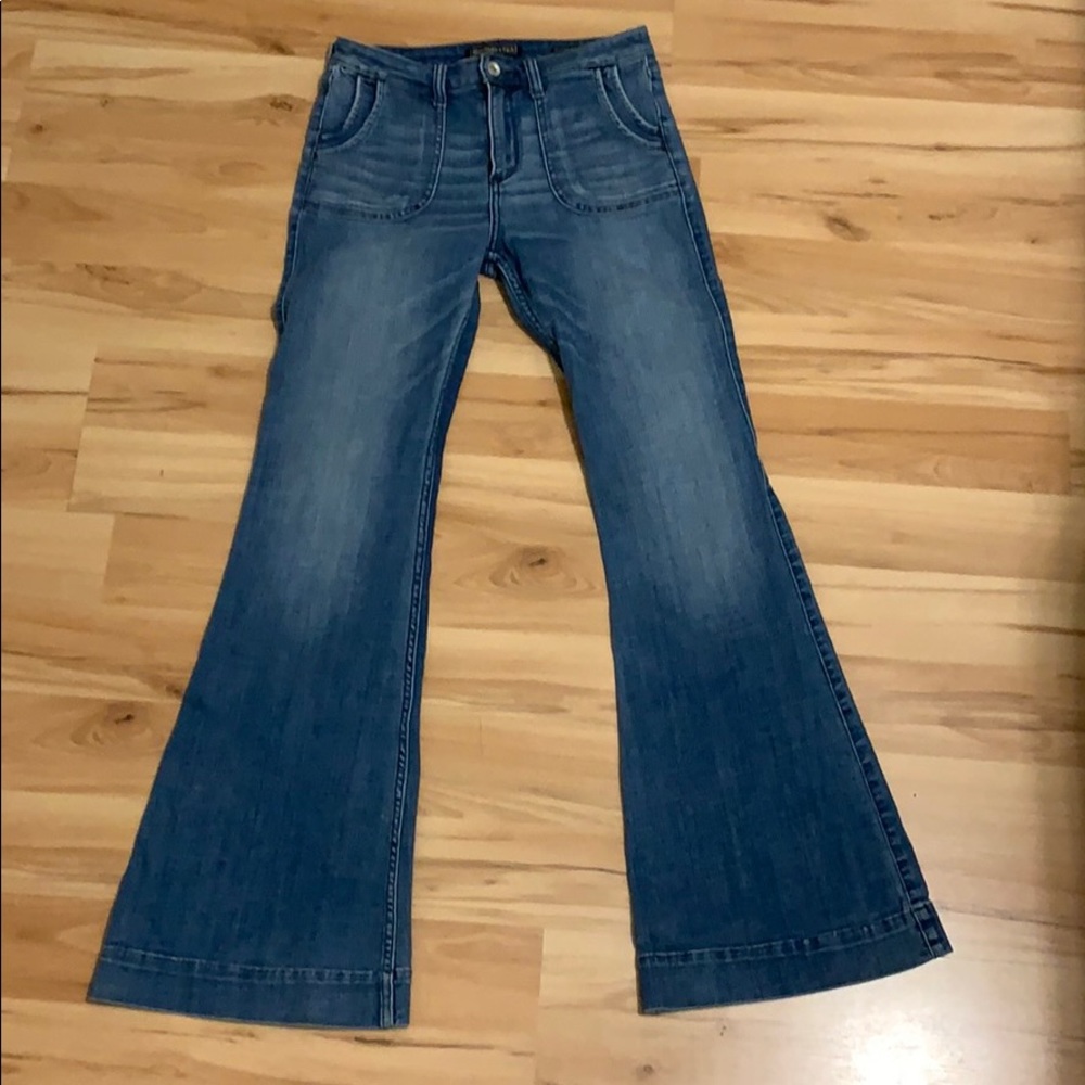 Abercrombie High Rise Flare Jeans